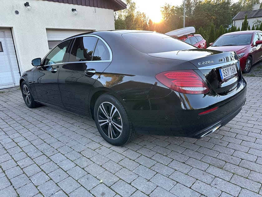 Bild 5 av Mercedes-Benz E 220 d Sedan 9G-Tronic Avantgarde Euro 6/mas stolar/12 m