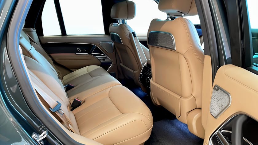 Bild 5 av Land Rover Range Rover P510e P550e Automatisk Showroom