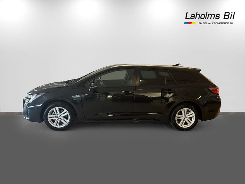 Bild 2 av Suzuki Swace Hybrid Inclusive Fullhybrid e-CVT 122 HK *Demo*