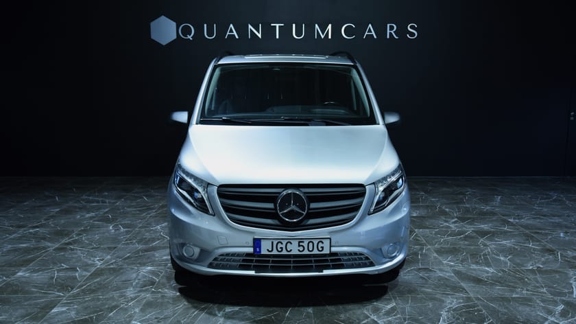 Bild 2 av Mercedes-Benz eVito Tourer 129 3.5t 3.5t, MOMS, 204hk