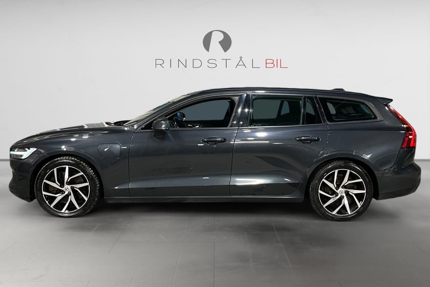 Bild 4 av Volvo V60 Recharge T6 340 HK AUT AWD MOMENTUM VOC NAV DRAG B-VÄRM