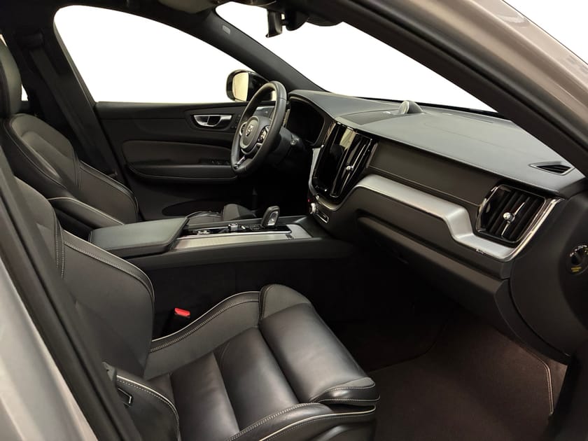 Bild 4 av Volvo XC60 Recharge T8 R-Design Pro Edition II