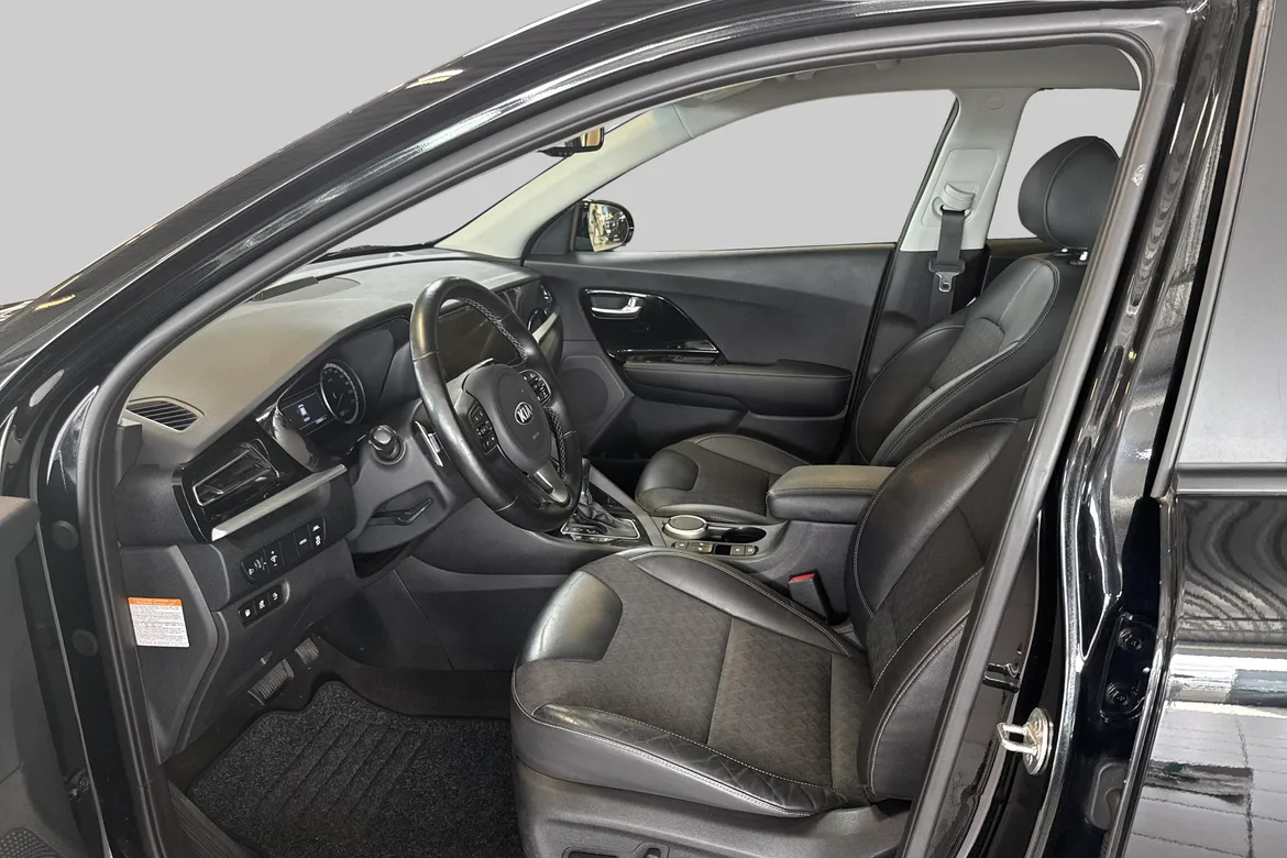 picture of a car