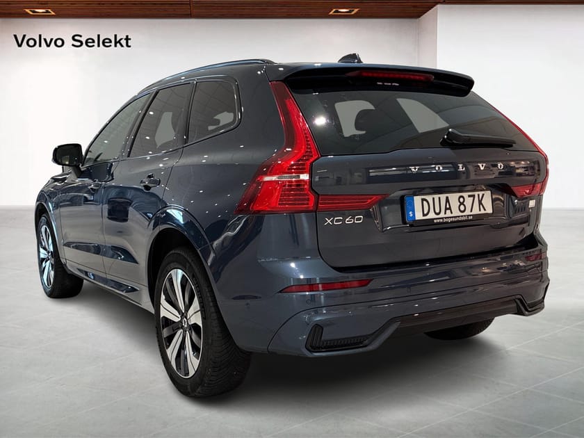 Bild 2 av Volvo XC60 Recharge T6 Plus Dark Edition.