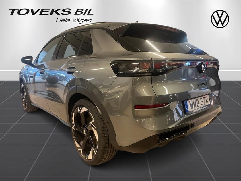 Bild 2 av Volkswagen T-Roc R-Line Black eTSI 150hk I Drag I P-värmare
