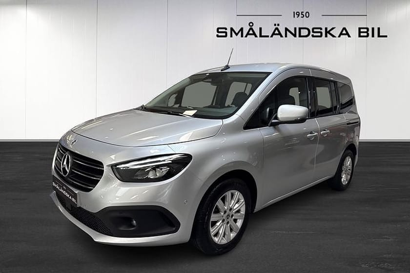 Bild 1 av Mercedes-Benz T 180 d DCT Style Edition 116hk