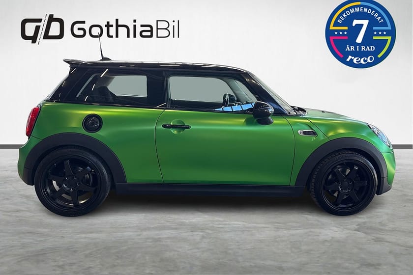 Bild 4 av MINI Cooper S 3-dörrars Pepper Optimerad 18" Nya däck JCW Vinge