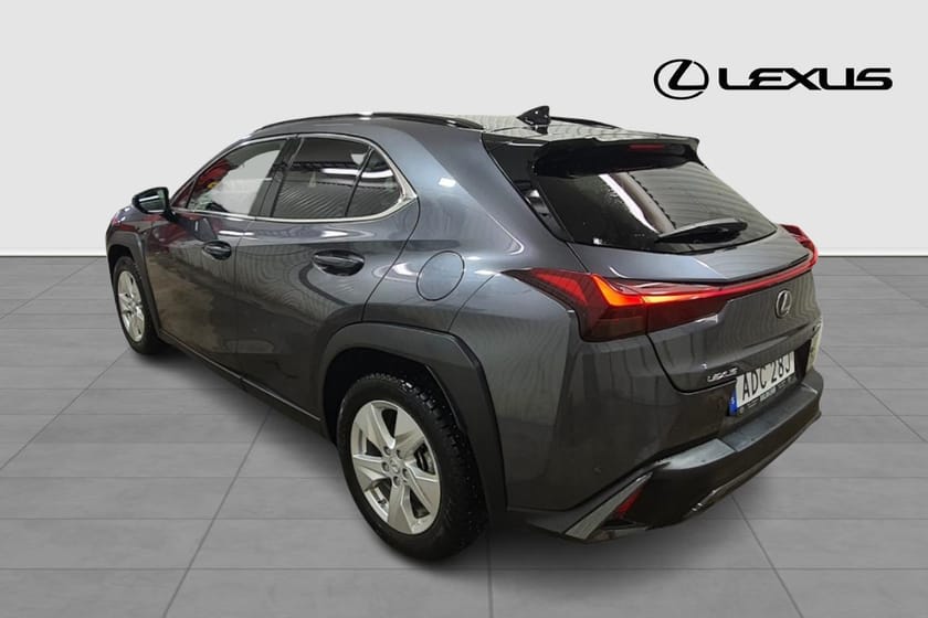 Bild 3 av Lexus UX 250h F SPORT DESIGN V-HJUL