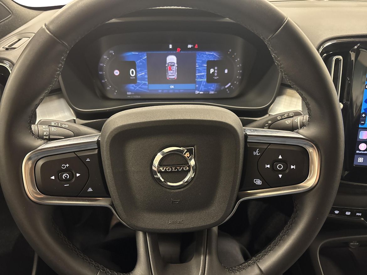 Volvo XC40 2025 - miniatyr 9