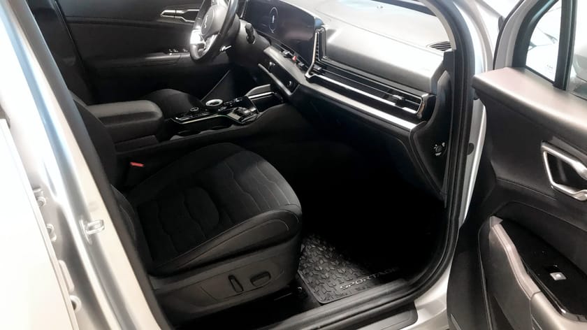 Bild 3 av Kia Sportage PHEV Advance AWD 265 Hk Backkamera