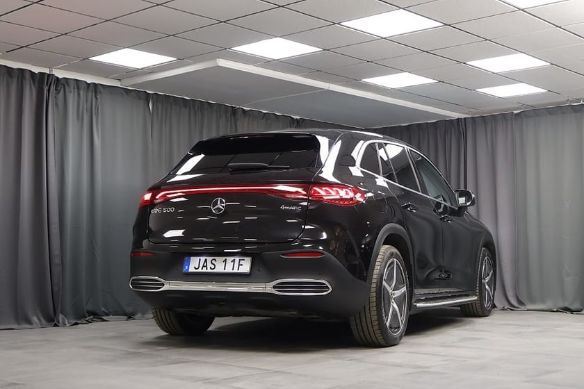 Bild 2 av Mercedes-Benz EQE SUV 500 4MATIC AMG Premium Burmester Pano Drag Keyless MOMS