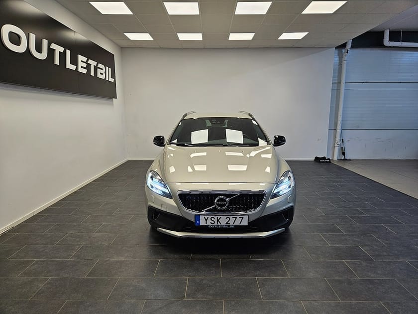 Bild 4 av Volvo V40 Cross Country D2 120hk Geartronic Momentum Värmare Navi Backkamera