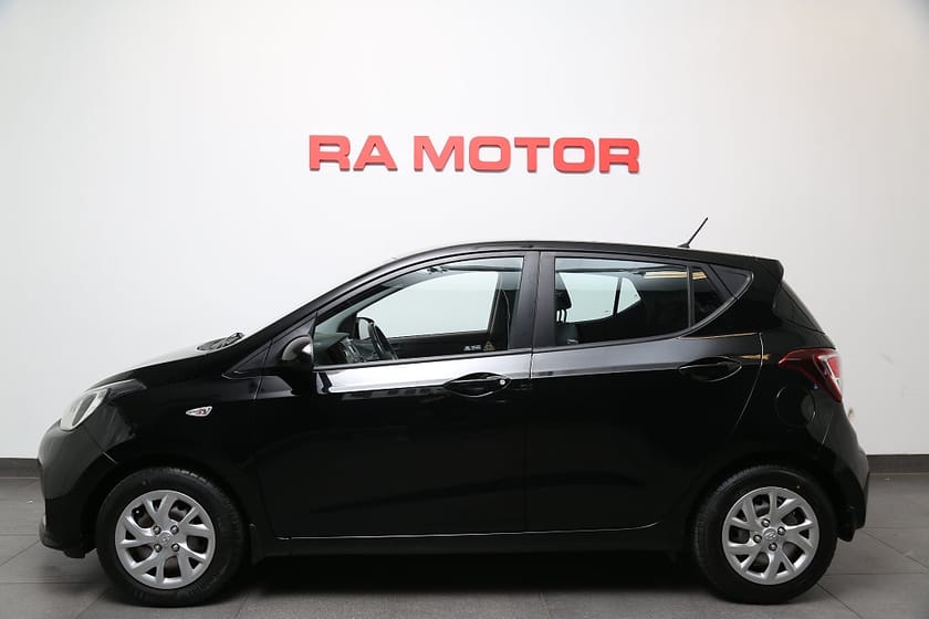 Bild 3 av Hyundai i10 1,0 blue 67hk Comfort Automat 5D Motorvärmare