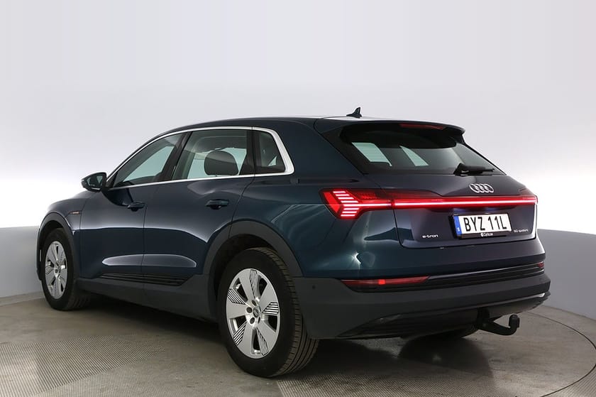 Bild 4 av Audi e-tron 50 quattro LED PDC Navi Cockpit Drag