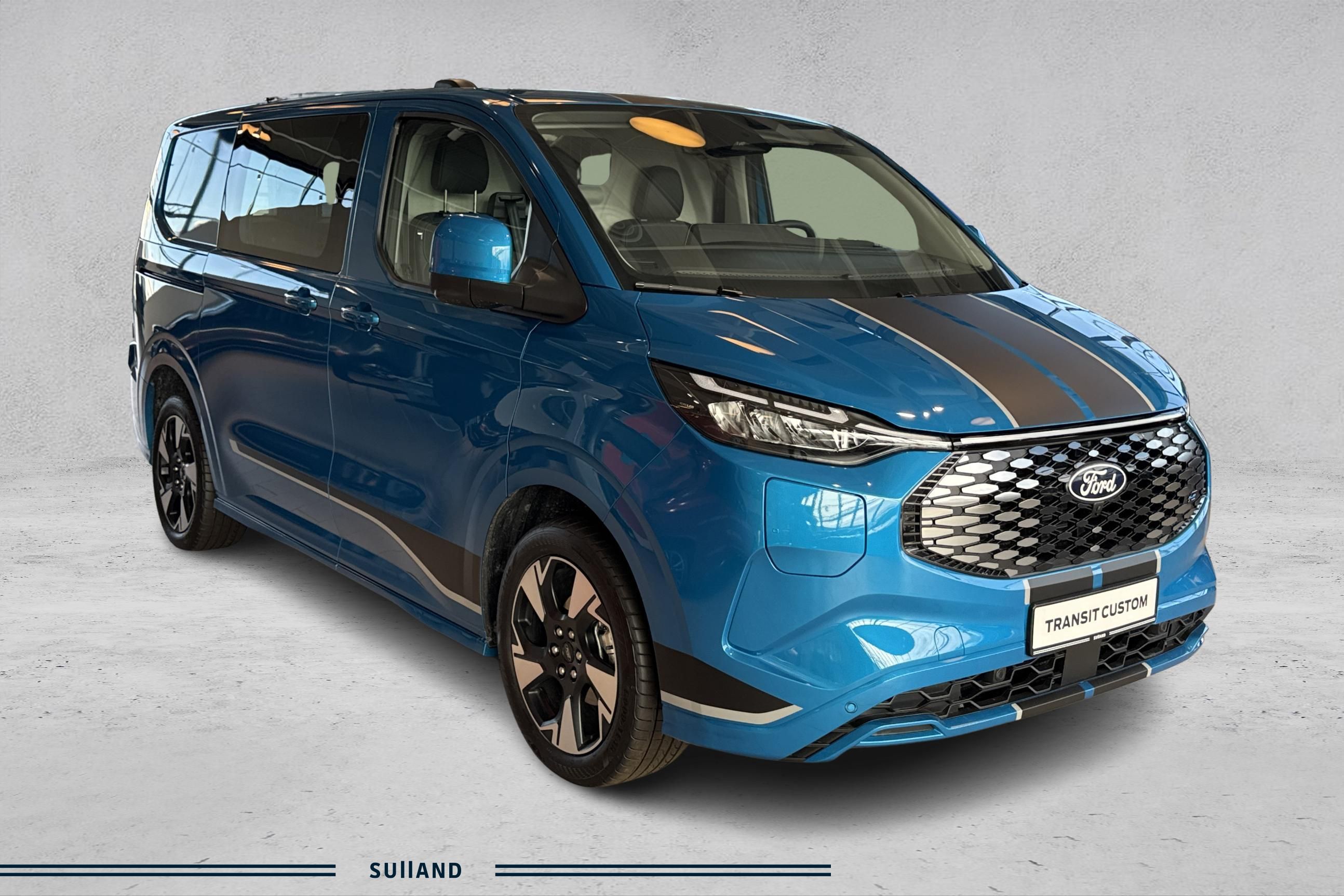 Thumnail bilde 2 av Ford E-Transit Custom 320