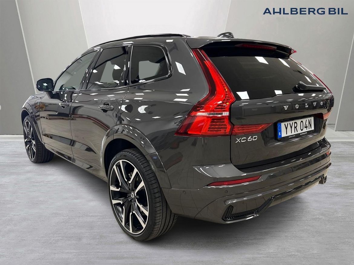 Volvo XC60 2025 - miniatyr 3