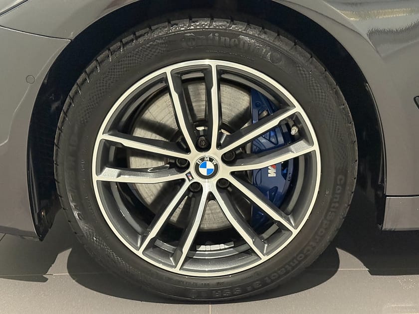 Bild 5 av BMW 530d xDrive Sedan M Sport Glastaklucka H/K HuD Komfortstolar