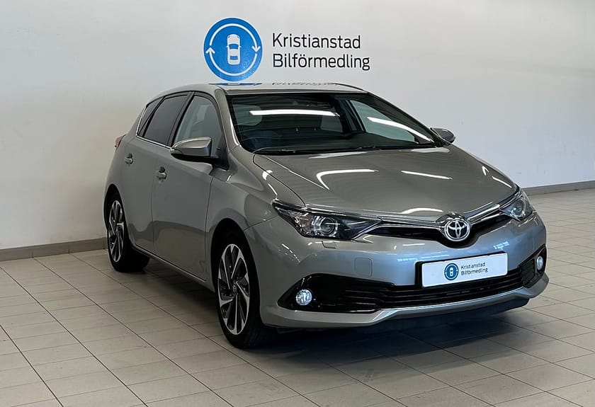 Bild 5 av Toyota Auris 1.2 Turbo Active Plus Vinterhjul, Farthållare,