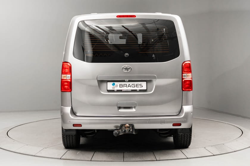 Bilde 3 av Toyota Proace 2,0 D 144 Comfort Black Pack L1H1 THB aut