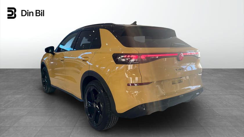 Bild 3 av Volkswagen T-Roc R-LINE  1.5 ETSI 150 HK DSG7