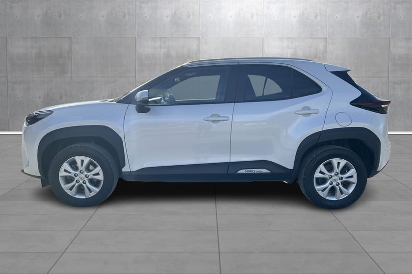 Bilde 2 av Toyota Yaris Cross Hybrid AWD-i EN EIER/LAV KM/4X4/ACTIVE TECH