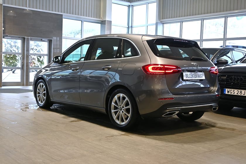 Bild 3 av Mercedes-Benz B 180 7G-DCT Navi Värmare Drag Kamera
