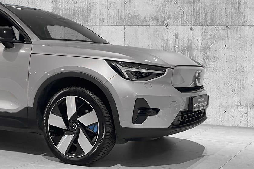Bilde 2 av Volvo XC40 Recharge Twin motor Plus KROK|V.PUMPE|19"|TONEDE