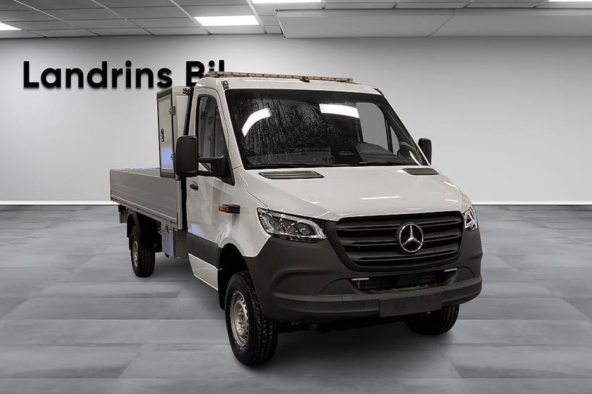 Bild 2 av Mercedes-Benz Sprinter 319 CDI 4x4 Chassi A3, 4x4, Flak,  "KOMMUNLÅDA"