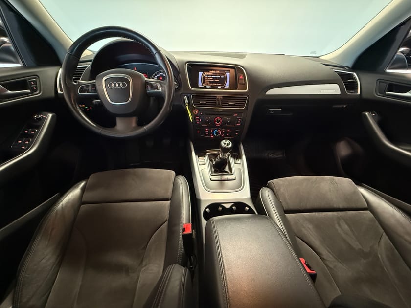 Bilde 5 av Audi Q5 2,0 143hk Quattro Outlet! Cruise/Hengerfeste/S+V