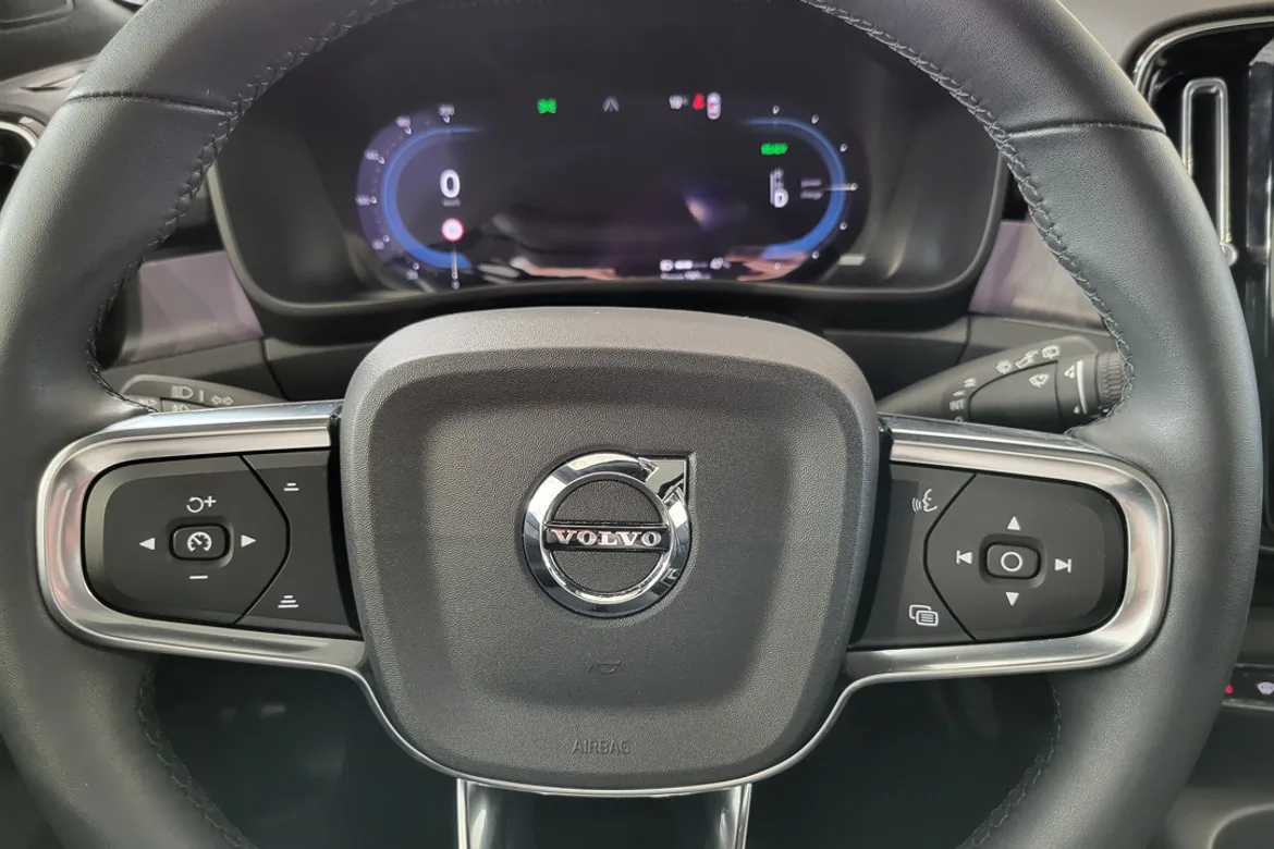 Volvo XC40 Recharge Twin motor