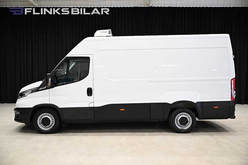 Bild 2 av Iveco Daily 35-140 Van 2.3 JTD 136HK Automat|Kylbil|Nattkyla|EnÄgare|Leasbar