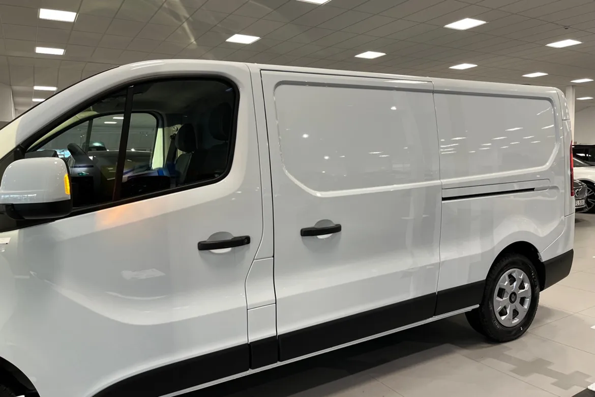 Renault Trafic Skåpbil