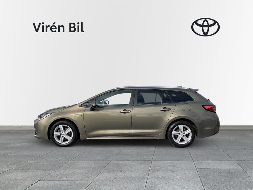 Bild 3 av Toyota Corolla Touring Sports Hybrid 1,8 Style (Vinterhjul+Motorv+Drag)
