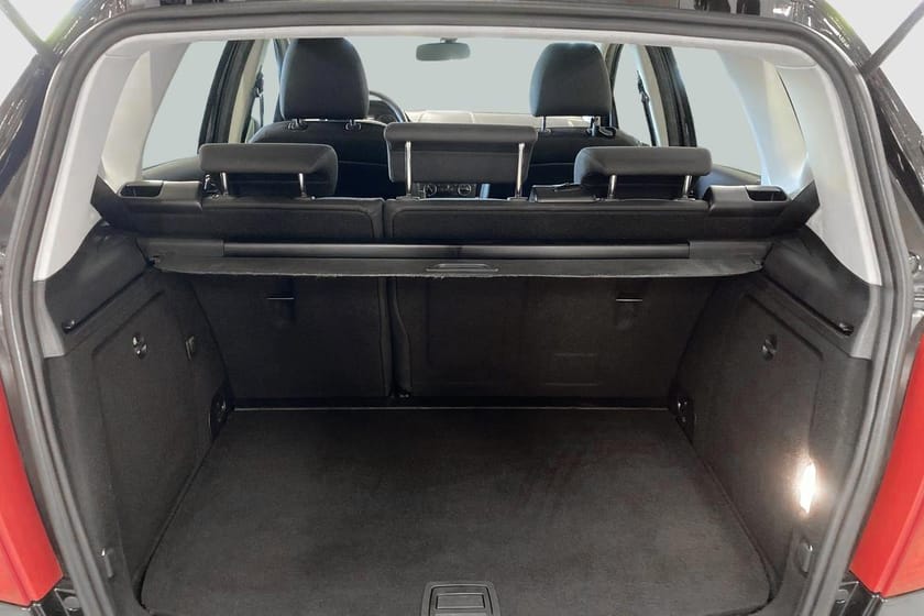 Bild 3 av Mercedes-Benz A 160 5-dörrars CVT, 95hk | Vinterhjul