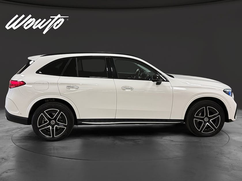 Bild 3 av Mercedes-Benz GLC 300 d e 4MATIC de 4M 333HK AMG /Pano /Burmester /Moms
