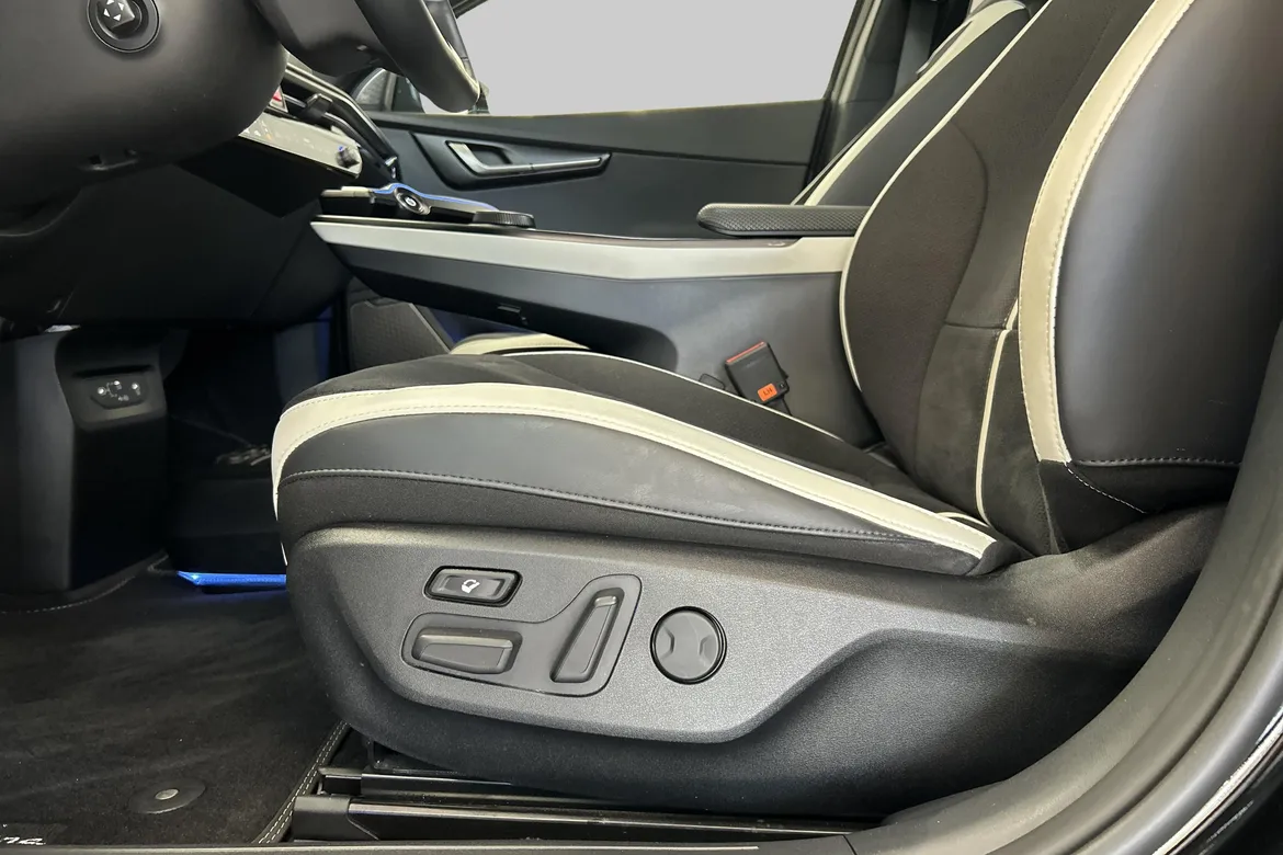 picture of a car