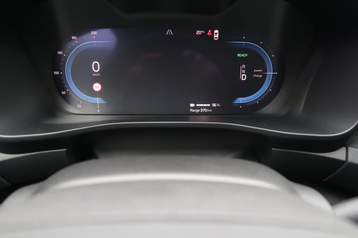 Volvo XC40 2023 - miniatyr 8