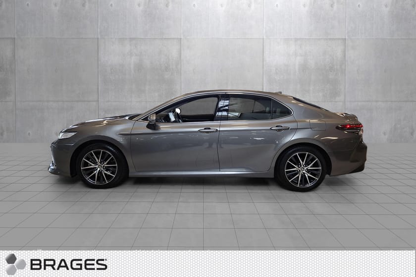 Bilde 2 av Toyota Camry Hybrid Premium