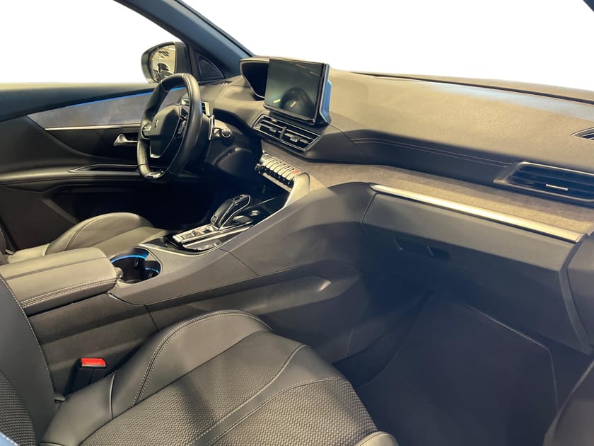 Bild 4 av Peugeot 3008 GT PureTech 130 A 5-d SUV