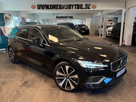 Volvo V60 Recharge T6 AWD Ultimate Bright HUD H/K Pano Drag 350hk