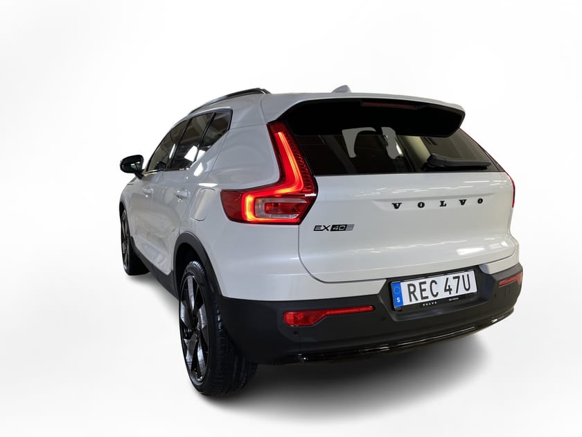 Bild 3 av Volvo EX40 Single Motor Extended Range M R Plus Black SE