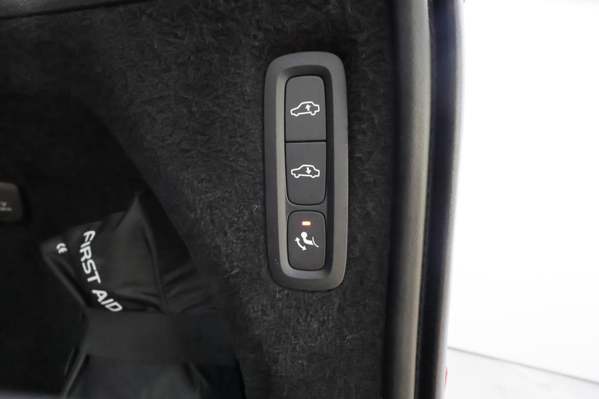 Volvo XC90 2019 - miniatyr 30