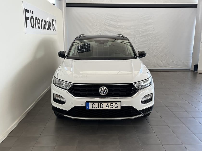 Bild 2 av Volkswagen T-Roc 4,95 ränta Manuell Adaptiv Farth. MultiFunktion Ratt