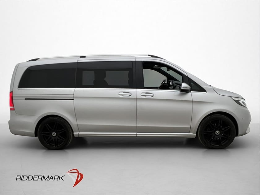 Bild 1 av Mercedes-Benz V 300d 4MATIC 3.2t 300 AMG Värmare Drag Burm El-Dörrar