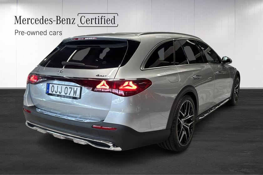 Bild 3 av Mercedes-Benz E 300 d e 4MATIC All-Terrain DE Avantgarde Edition