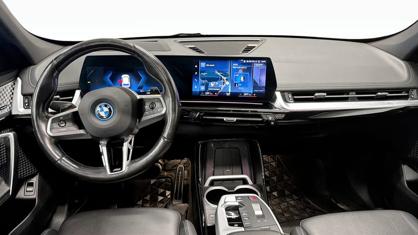 Bild 4 av BMW X1 xDrive30e xDrive 30e M Sport Pano Drag HUD Rattvärme H/K 360