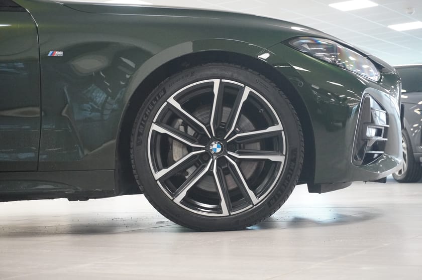 Bild 5 av BMW 430i Convertible Cab M Sport Fartpilot HiFi Elstolar