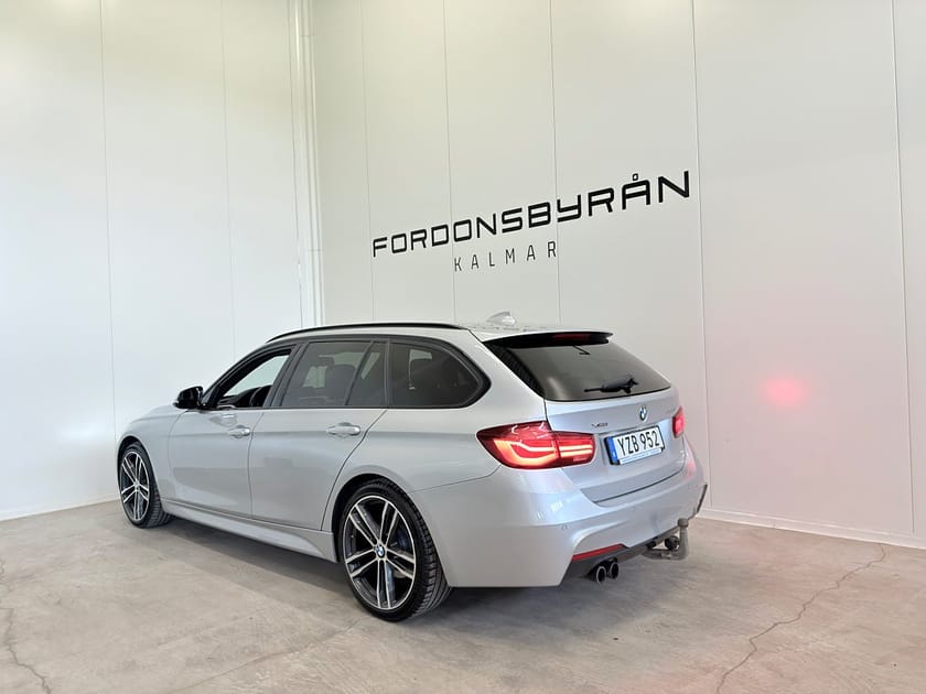Bild 5 av BMW 330i xDrive Touring M-Sport Shadow Cockpit NaviPro HiFi Drag