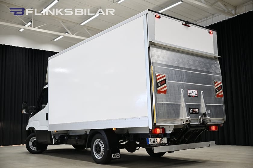 Bild 5 av Iveco Daily 35-140 Chassi Cab 136HK Automat|Volymskåp|BG-Lyft|Sidodörr|Backkamera
