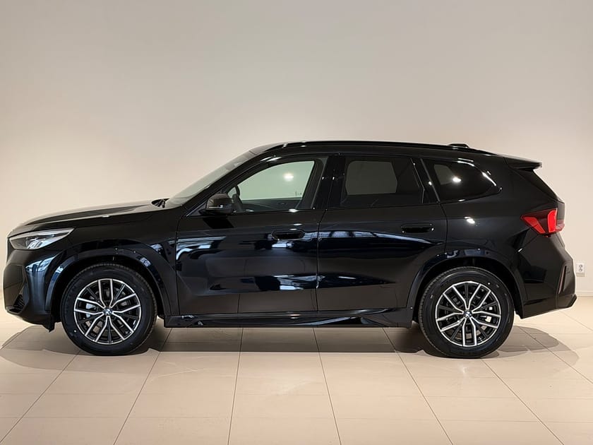 Bild 2 av BMW X1 sDrive18i 18i, M-Sport,Drag,Navi,Adpt fart,Rattvärme,Ränta 2,95%*